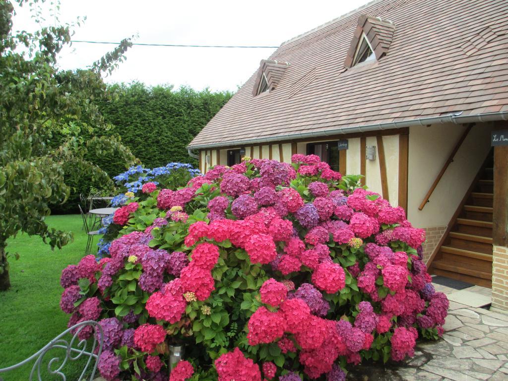 Gites Les Colombages Fatouville-Grestain Habitación foto